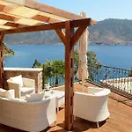 Beyaz Guvercin Butik * Selimiye (Aegean)