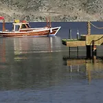 Beyaz Guvercin Butik Selimiye (Aegean)