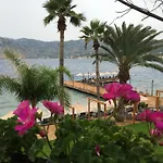 Beyaz Guvercin Butik