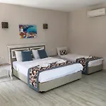 Beyaz Guvercin Butik Selimiye (Aegean)