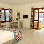 Beyaz Guvercin Butik ホテル セリミエ