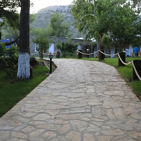 Beyaz Guvercin Butik セリミエ
